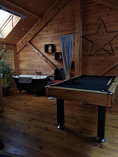 Au Coeur De Saint Agreve -Sejour Chez L'Habitant Exterior photo